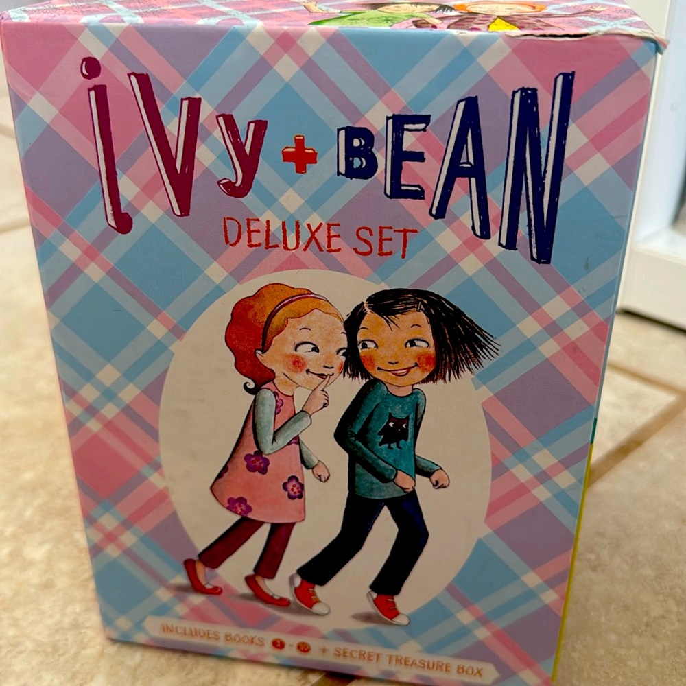 Ivy + Bean Deluxe Set